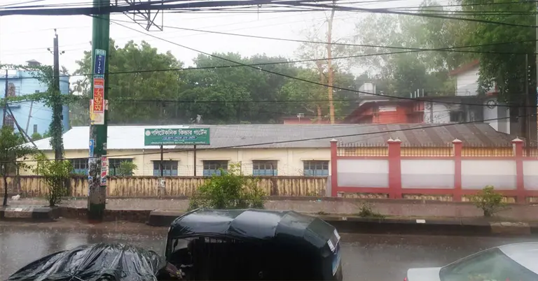 তীব্র তাপপ্রবাহের পর ময়মনসিংহে বৃষ্টি